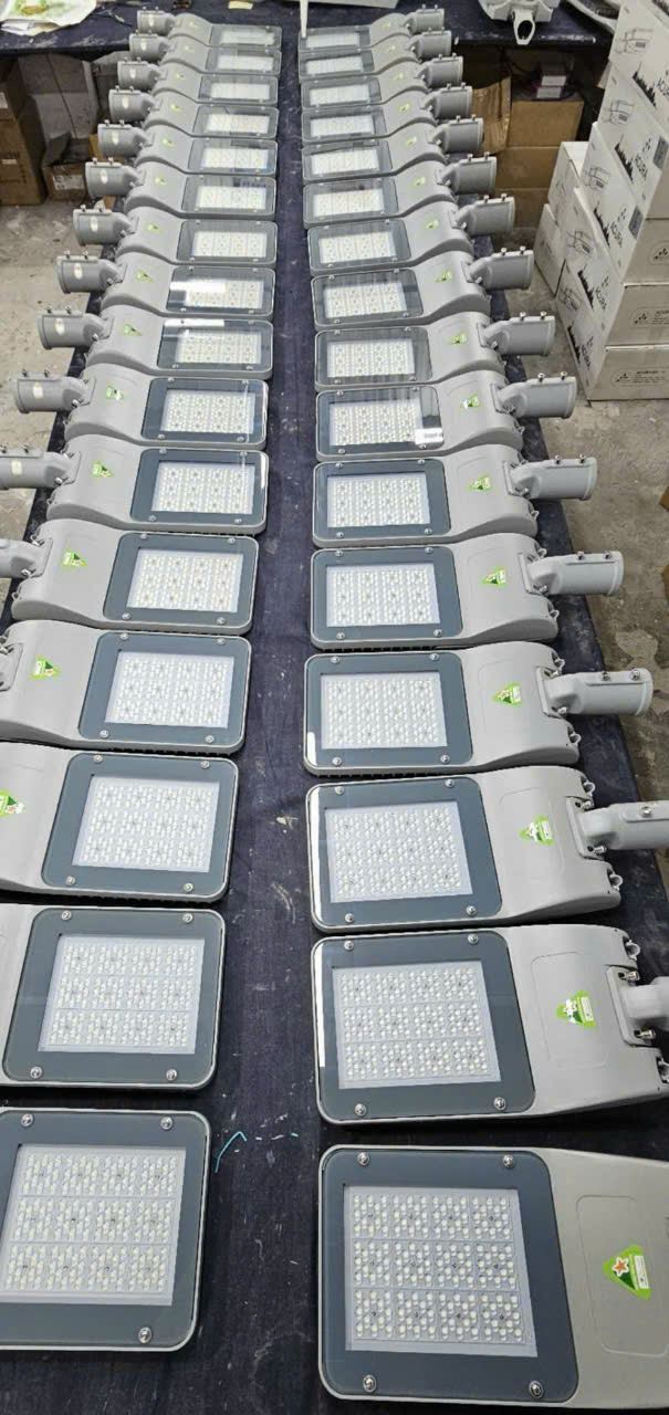 Hình ảnh sản xuất - lắp ráp Đèn Led
