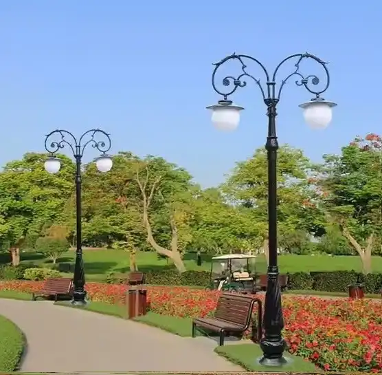 Cột trang trí CH11